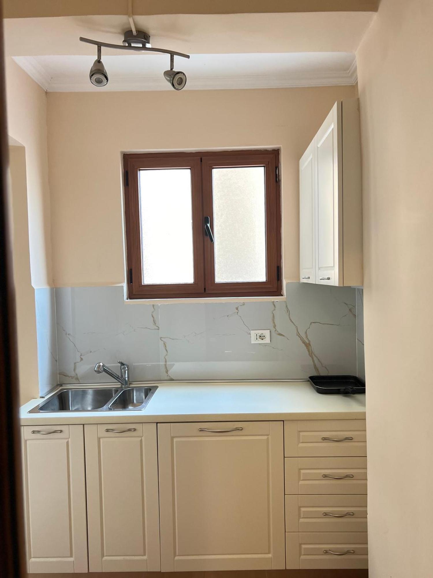 Skanderbeg Square Apartment 02 Tiranë Ngoại thất bức ảnh